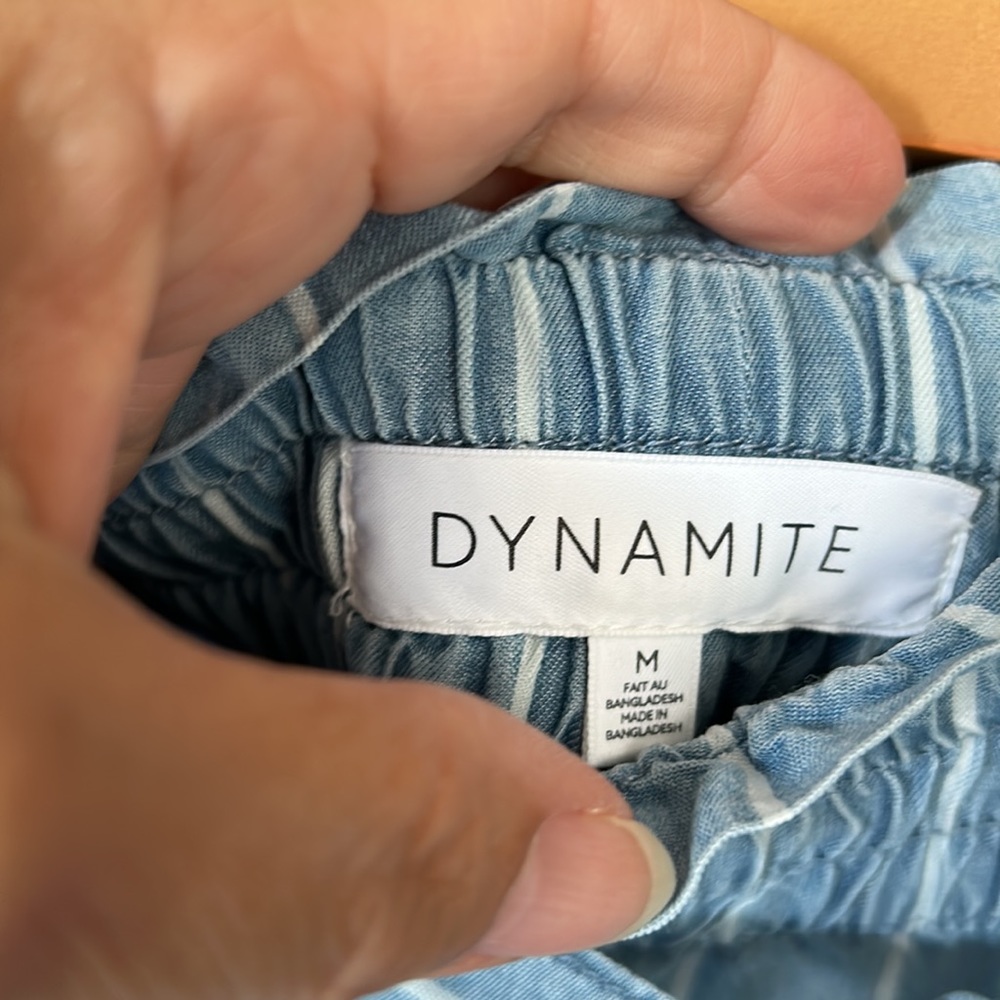 DYNAMITE blue/white paper bag shorts size medium - Picture 9 of 9